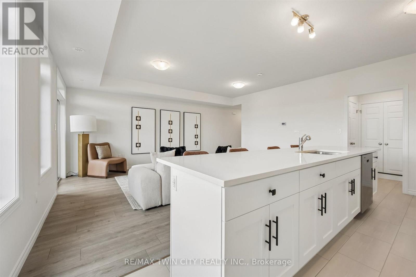 80 Lomond Lane, Kitchener, Ontario N2R 0R4 - Photo 14 - X13506558