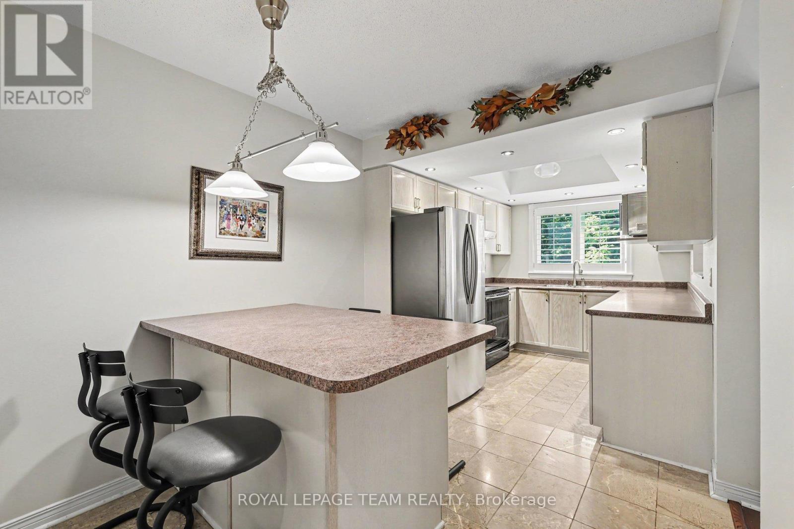 86 Winnegreen Court, Ottawa, Ontario  K1G 5S4 - Photo 11 - X13507536