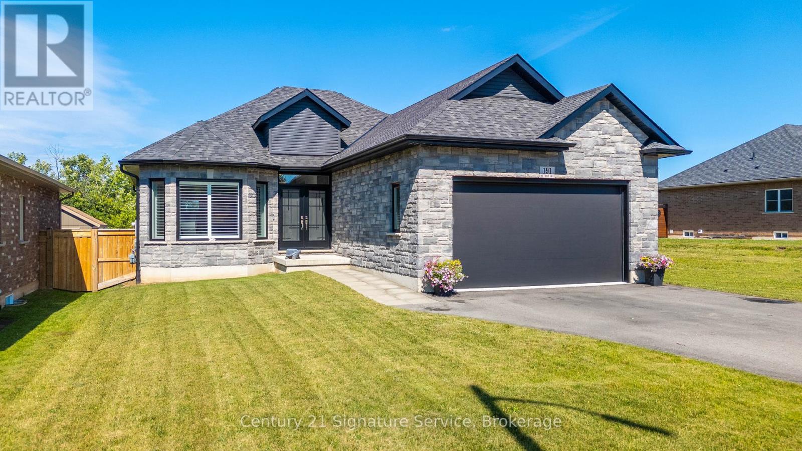 191 HETRAM COURT, Fort Erie, Ontario