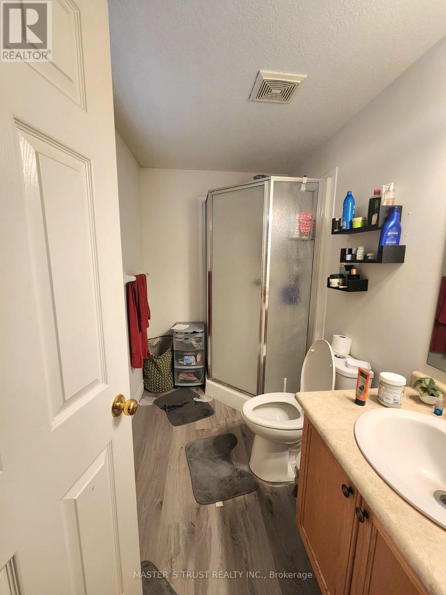 745 Laurelwood Drive, Waterloo, Ontario  N2V 2T9 - Photo 13 - X13506930