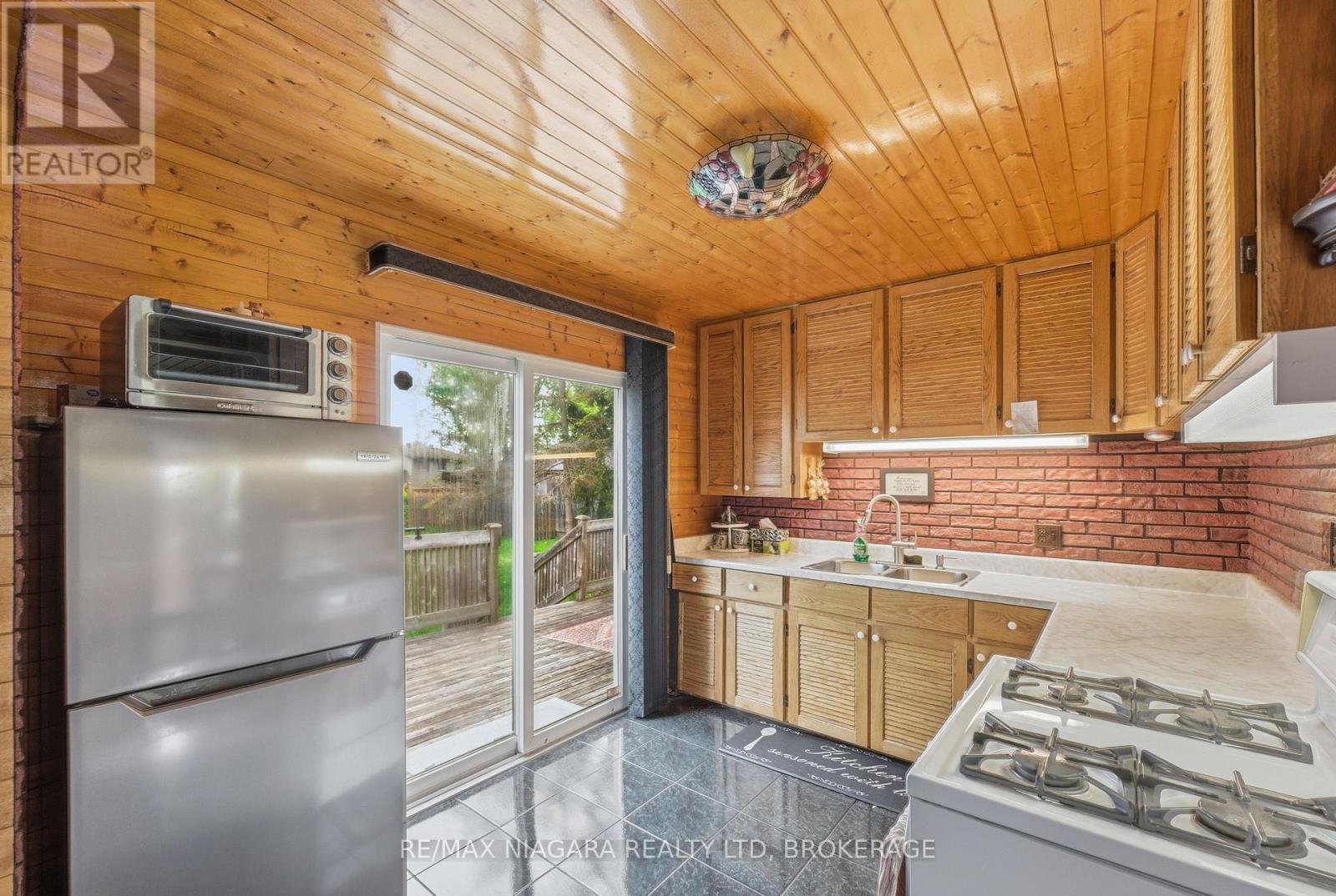 5 Verne Avenue, Welland, Ontario  L3C 6P8 - Photo 4 - X13507722