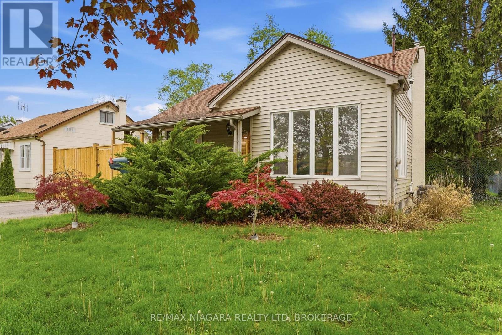 5 Verne Avenue, Welland, Ontario  L3C 6P8 - Photo 2 - X13507722