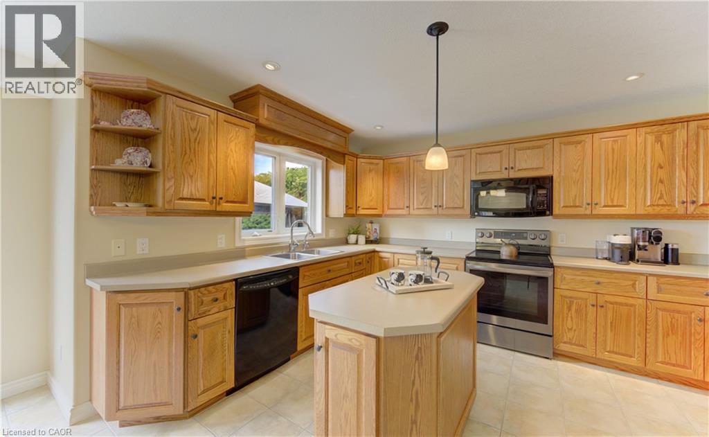 258 Laschinger Boulevard, New Hamburg, Ontario  N3A 2G8 - Photo 12 - 40842921