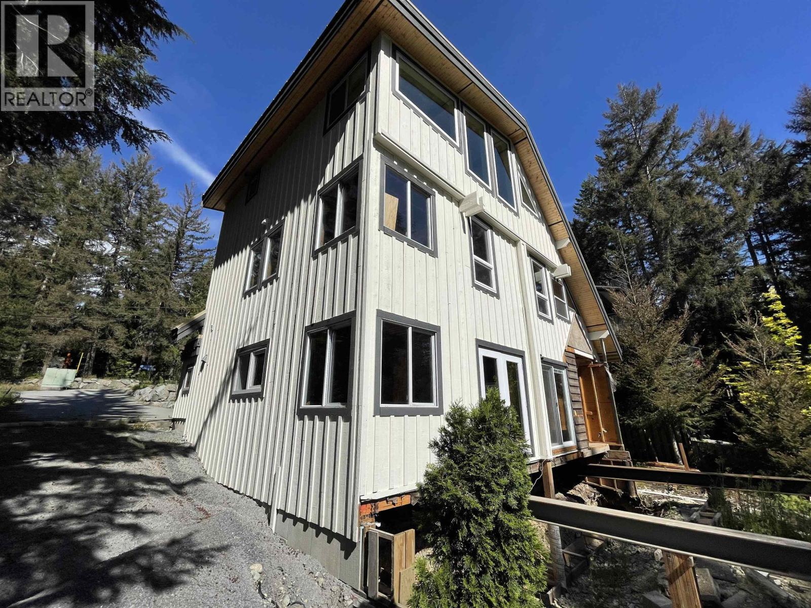 9199 Emerald Drive, Whistler, British Columbia V8E 0G5 - Photo 6 - R3141647