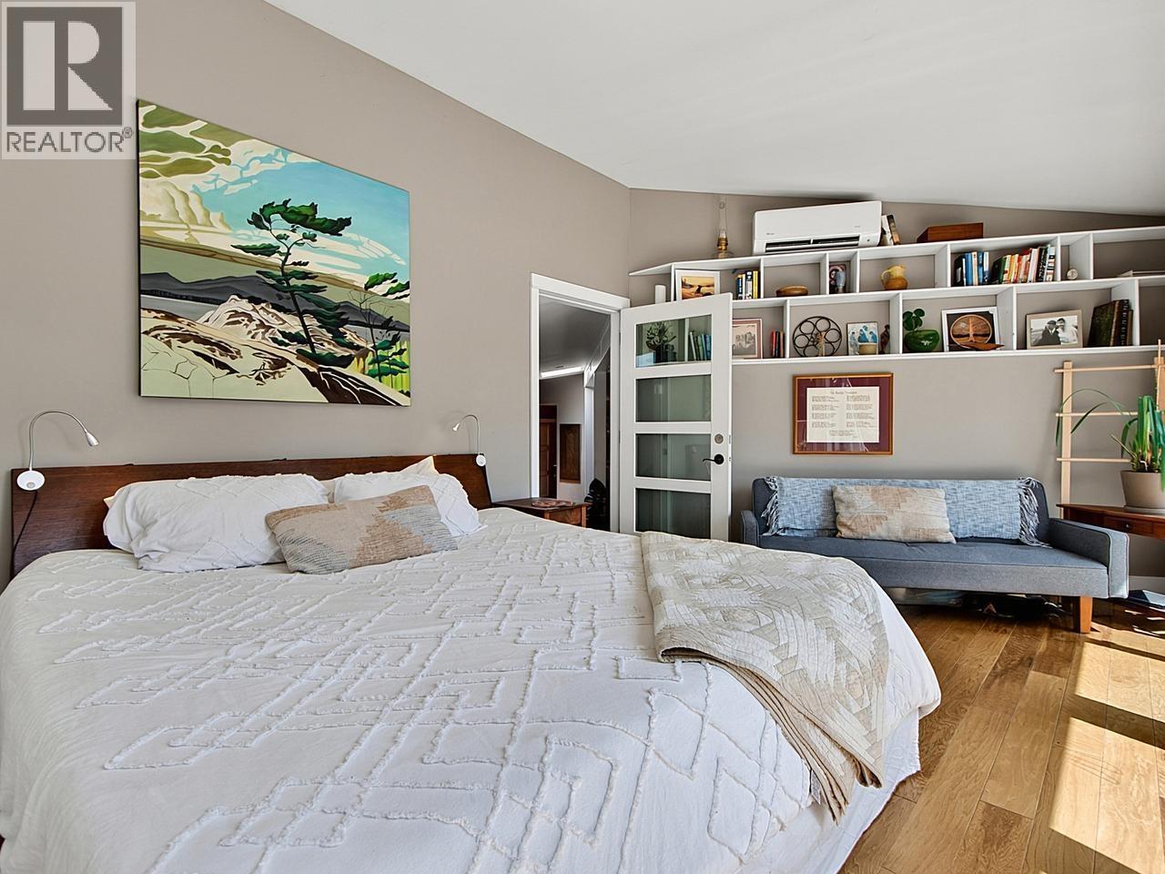 1211 Miller Road, Bowen Island, British Columbia V0N 1G1 - Photo 16 - R3141669