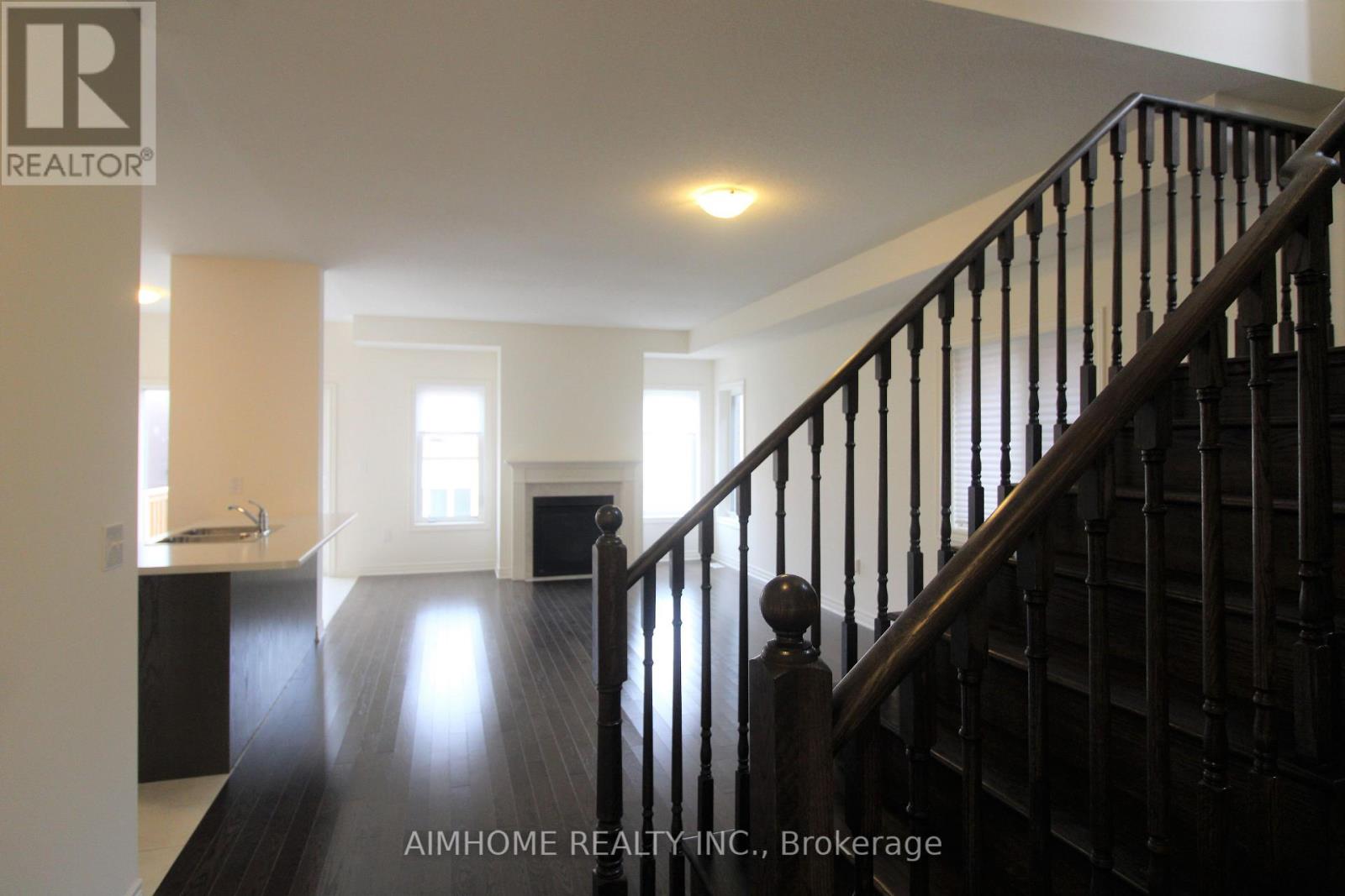 38 Foxberry Road, East Gwillimbury, Ontario L9N 0P6 - Photo 10 - N13508014