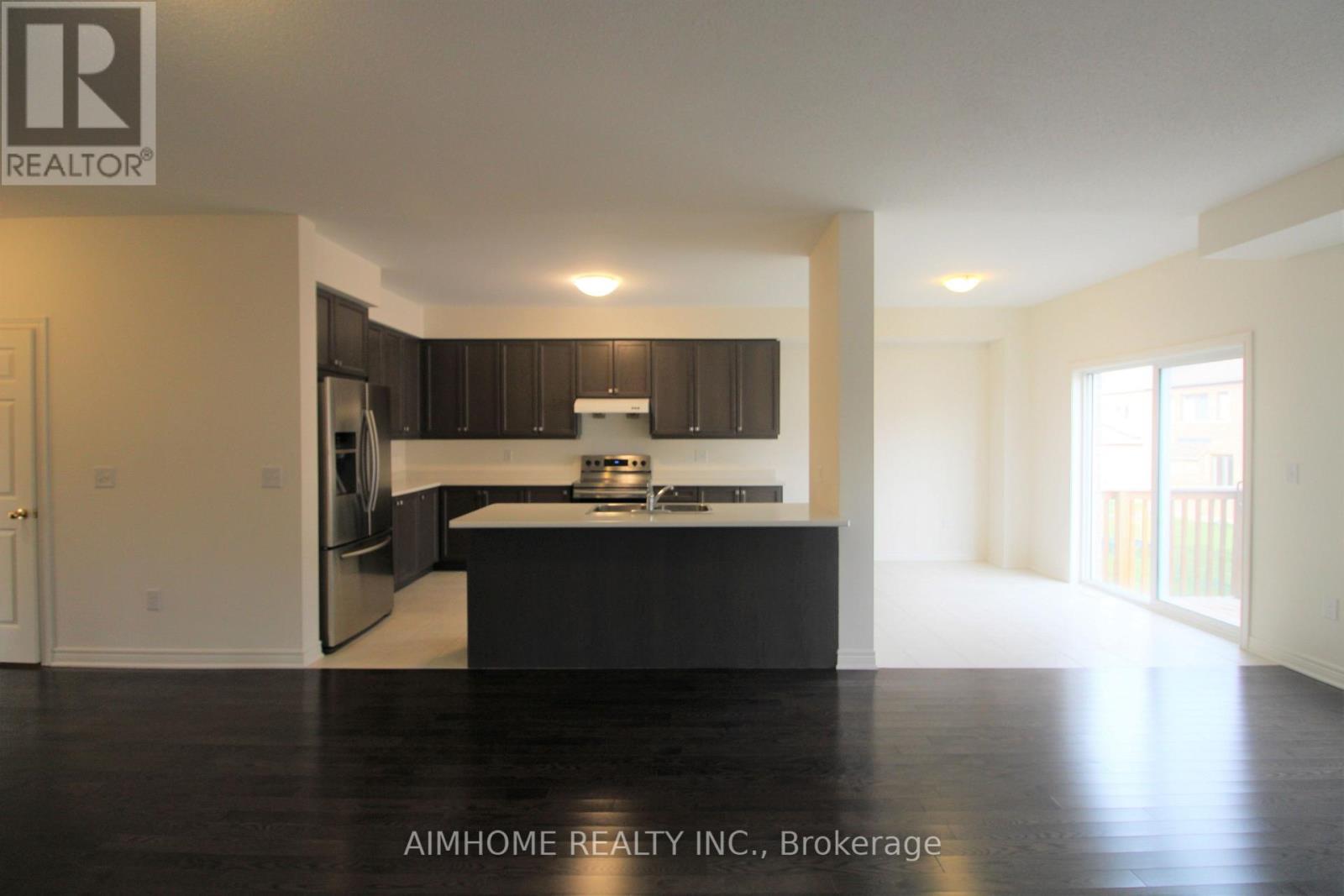 38 Foxberry Road, East Gwillimbury, Ontario L9N 0P6 - Photo 12 - N13508014