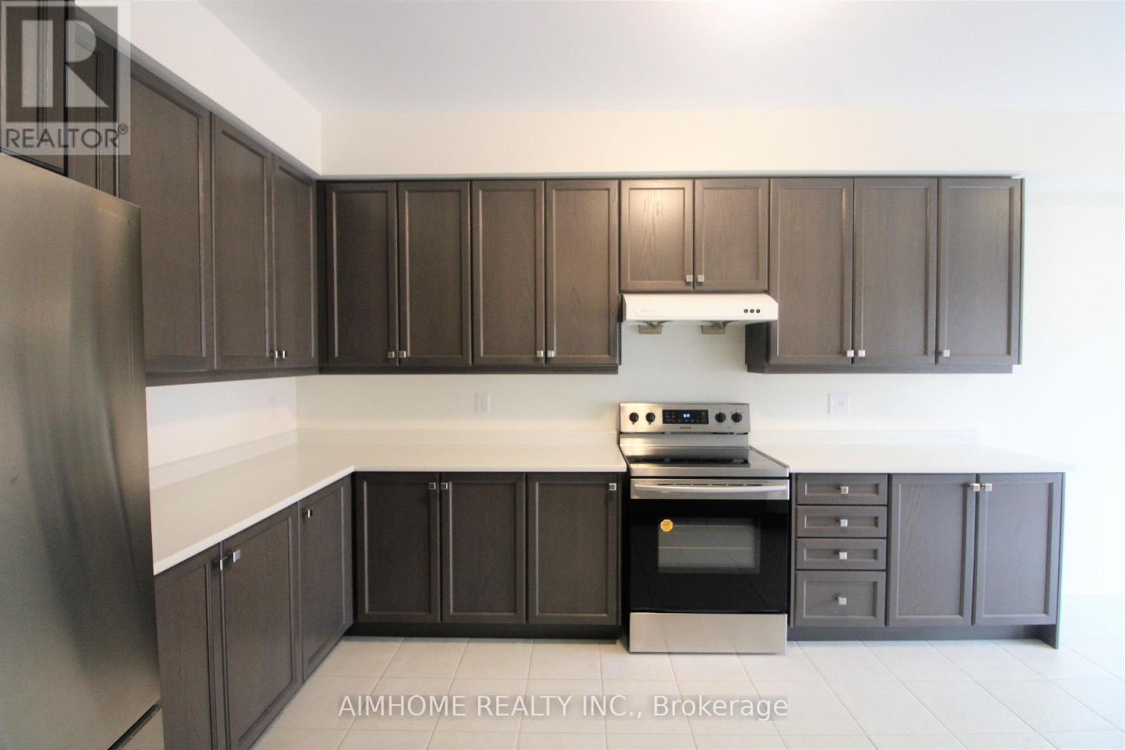 38 Foxberry Road, East Gwillimbury, Ontario L9N 0P6 - Photo 18 - N13508014