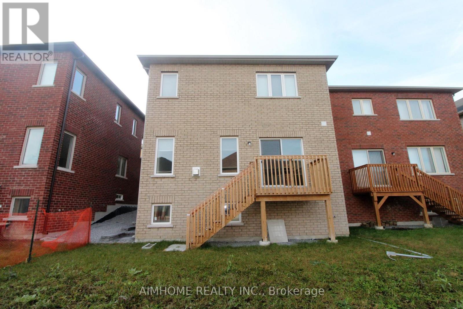 38 Foxberry Road, East Gwillimbury, Ontario L9N 0P6 - Photo 35 - N13508014
