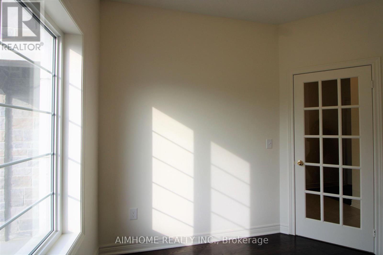 38 Foxberry Road, East Gwillimbury, Ontario L9N 0P6 - Photo 7 - N13508014