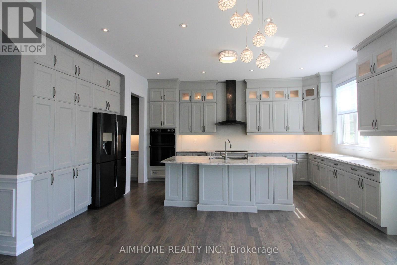 151 Bridgepointe Court, Aurora, Ontario L4G 3H8 - Photo 4 - N13508032