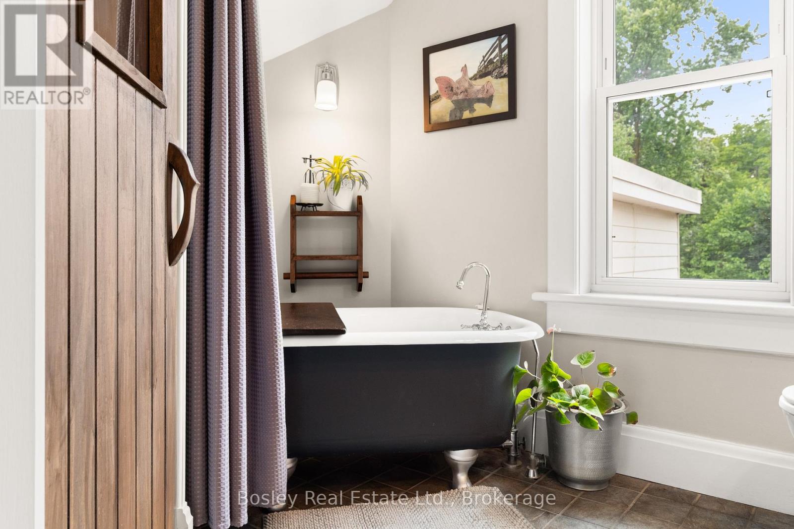 29 St Leger Street, Kitchener, Ontario  N2H 4L8 - Photo 24 - X13508016