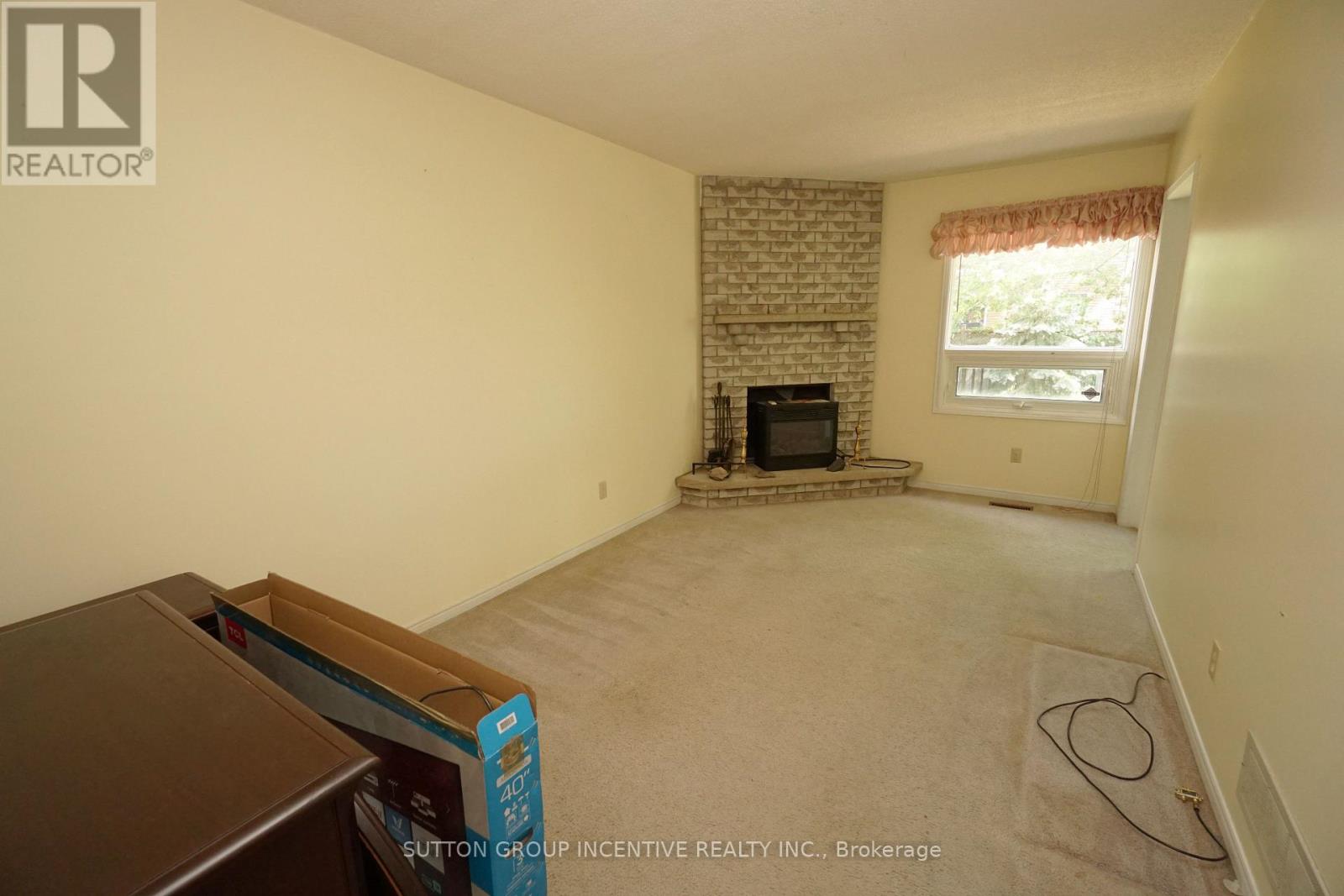 243 Hickling Trail, Barrie, Ontario  L4M 5W9 - Photo 15 - S13507962