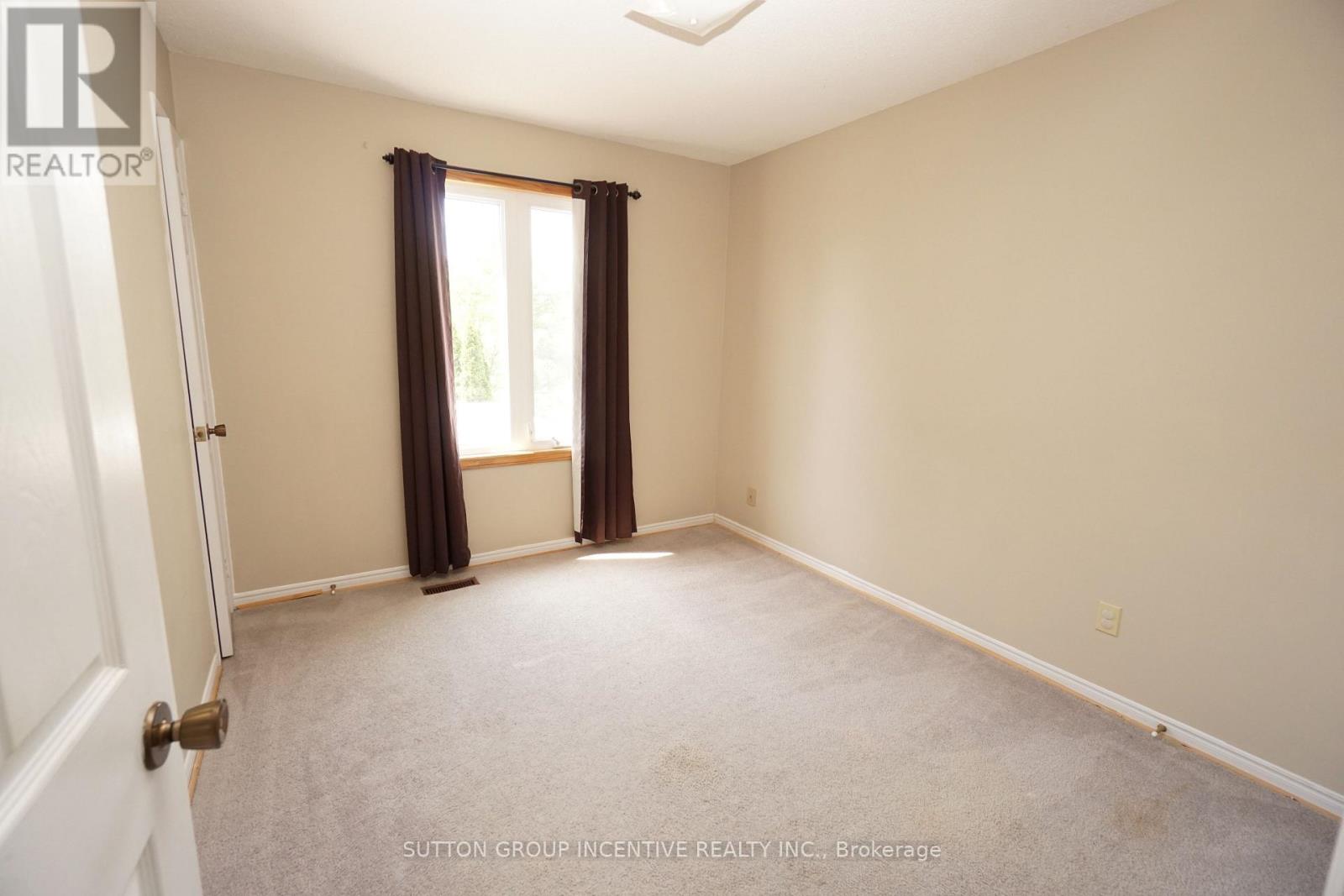243 Hickling Trail, Barrie, Ontario  L4M 5W9 - Photo 25 - S13507962