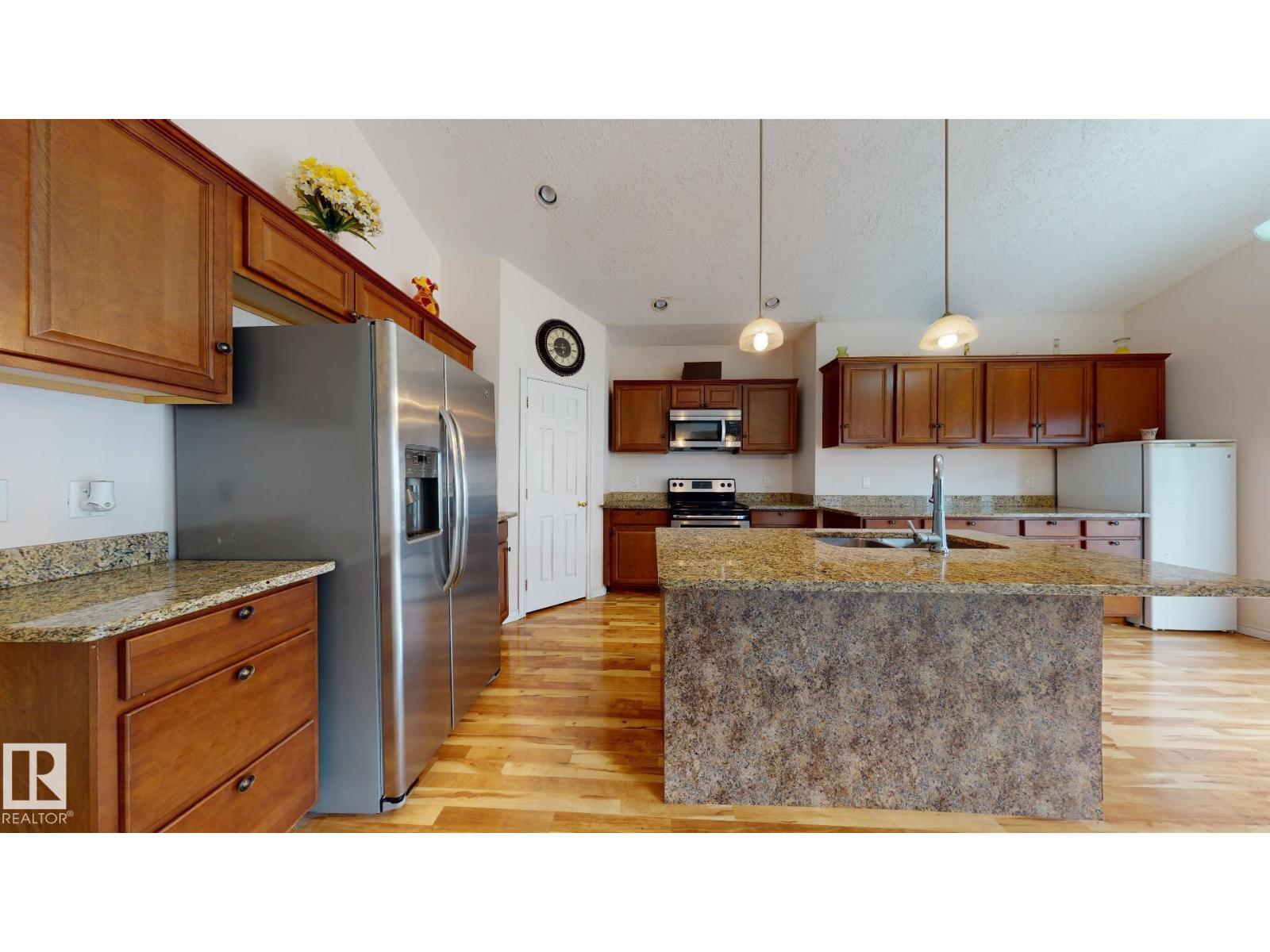5129 1b Av SW, Edmonton, Alberta  T6X 0Z7 - Photo 6 - E4496487