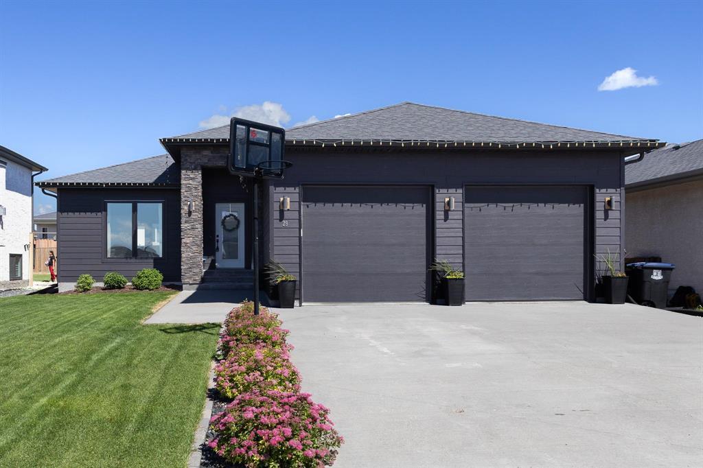 29 Parkhill Crescent, Steinbach, Manitoba  R5G 0Z3 - Photo 0 - 202615318