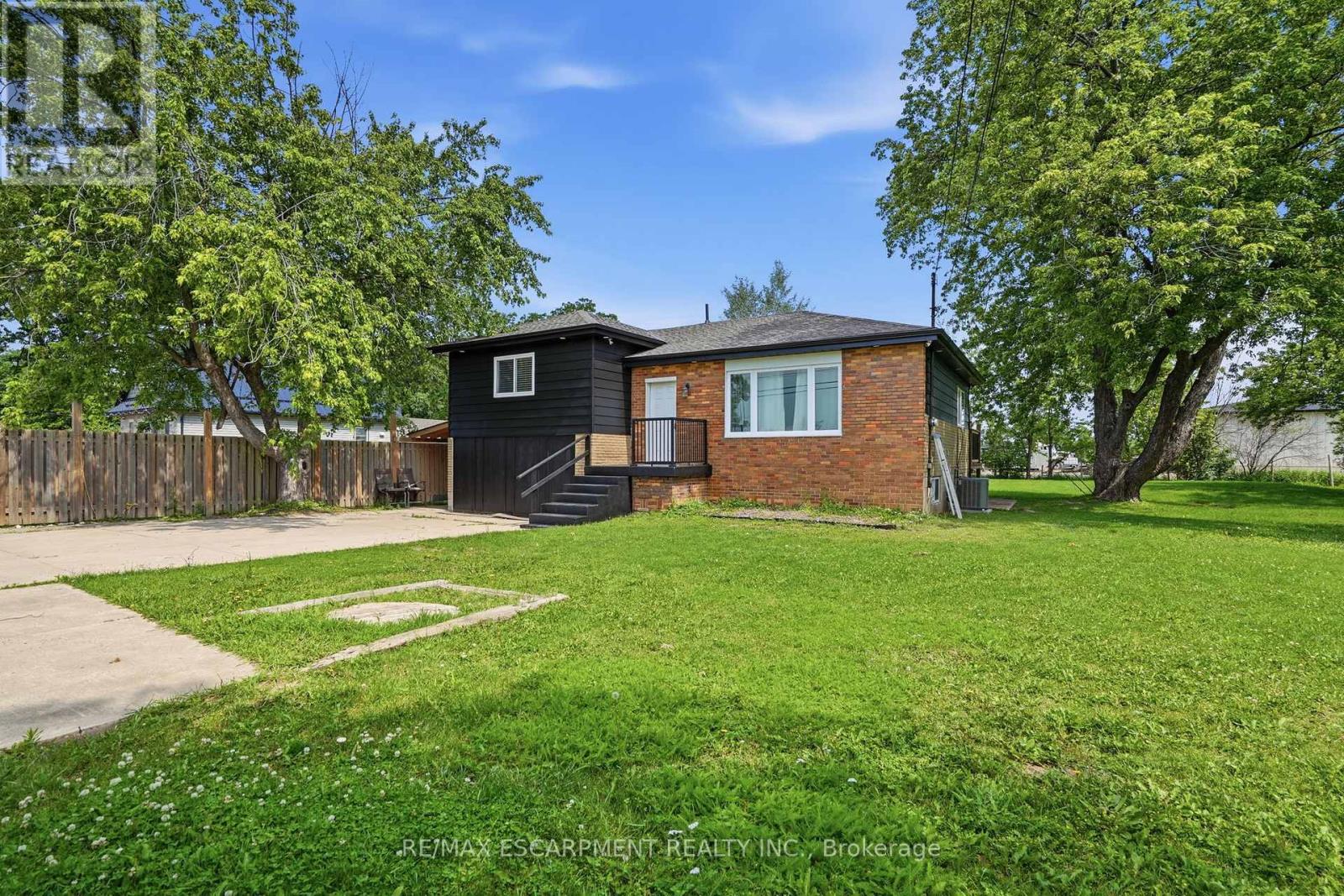 293 #20 Regional Road, Hamilton, Ontario  L8J 3H4 - Photo 2 - X13507970