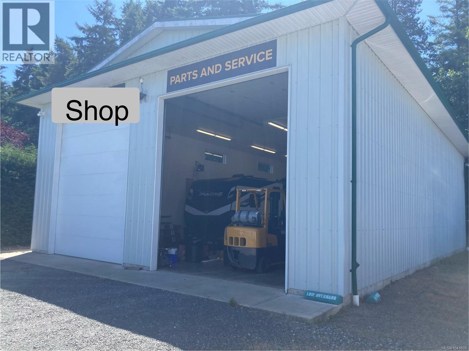 999 Shearme Rd, Coombs, British Columbia  V0R 1M0 - Photo 2 - 1041809