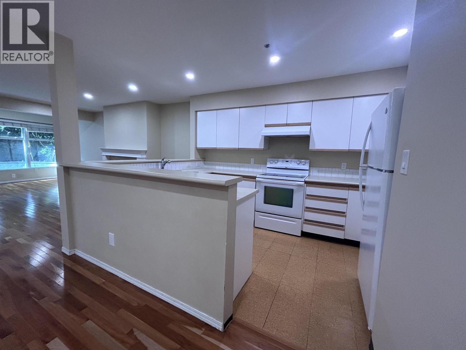 103 668 W 16th Avenue, Vancouver, British Columbia  V5Z 1S6 - Photo 6 - R3138121