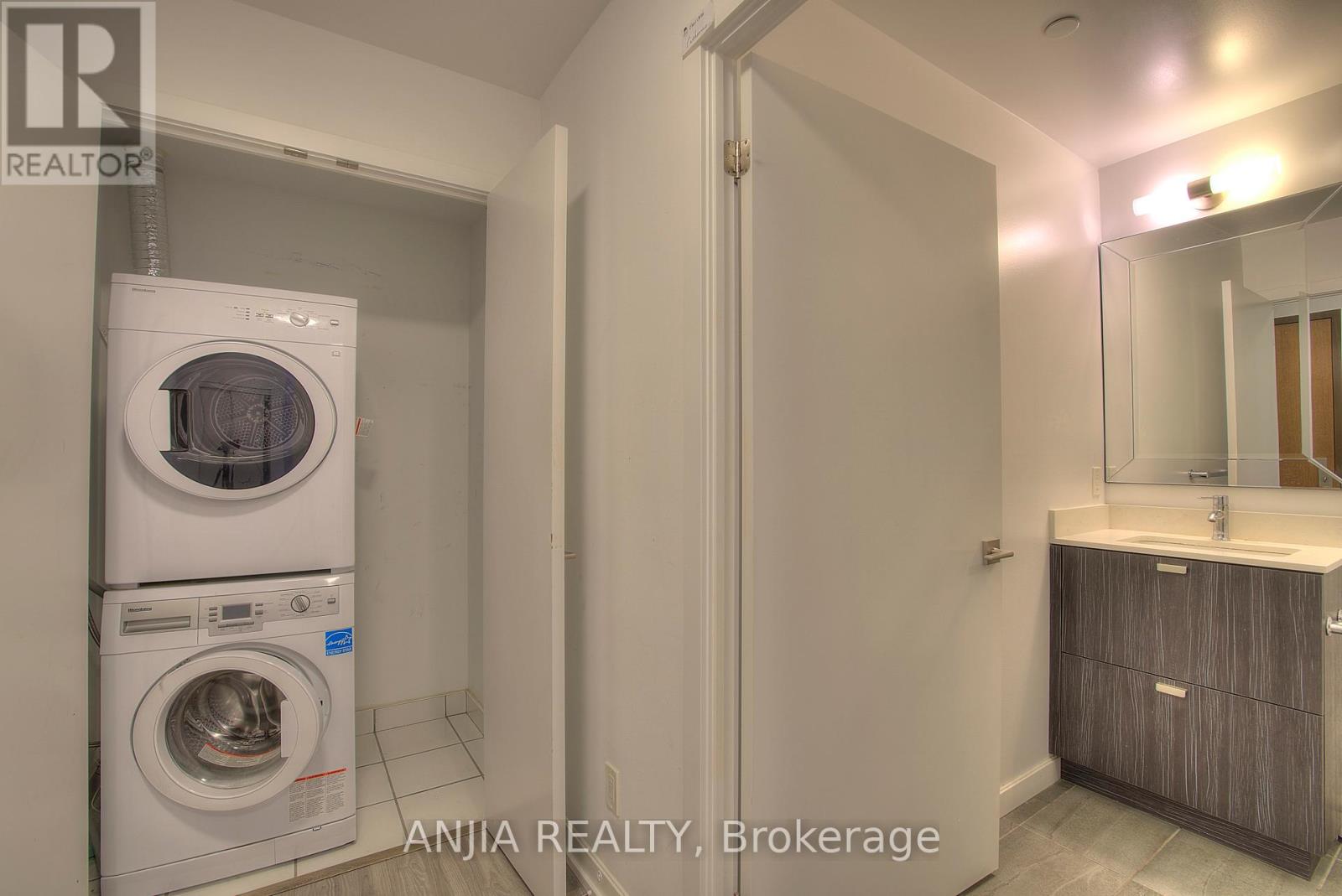 1304 - 56 Forest Manor Road, Toronto, Ontario  M2J 1M6 - Photo 11 - C13080640