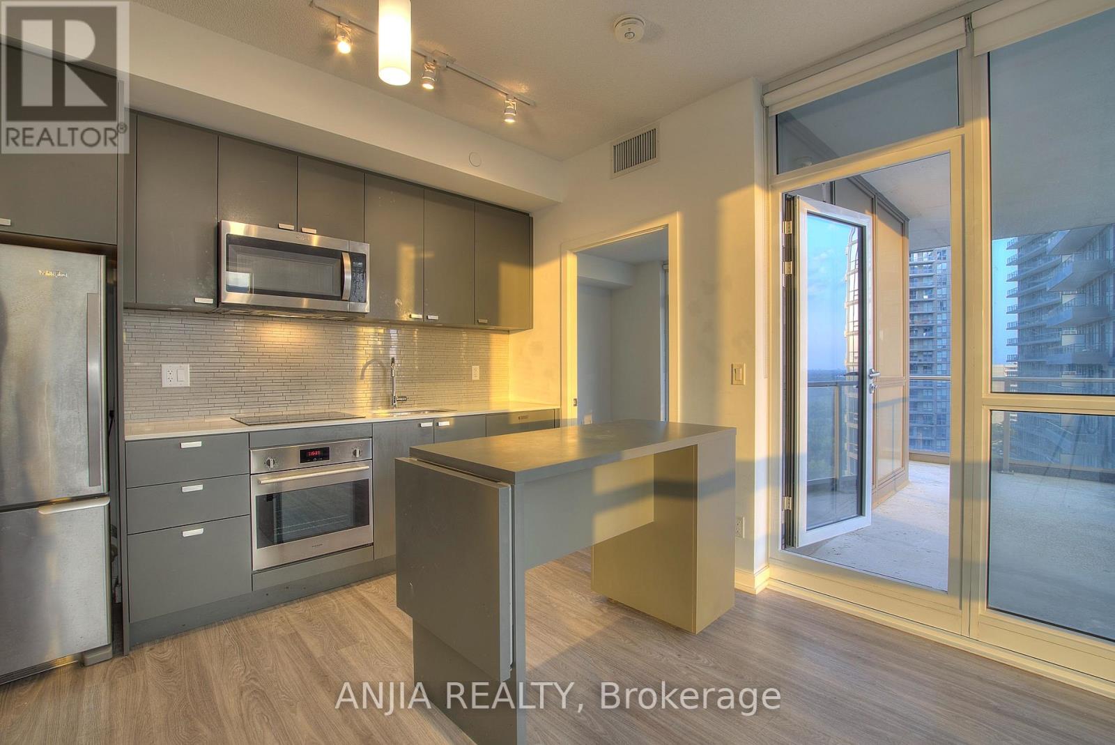 1304 - 56 Forest Manor Road, Toronto, Ontario  M2J 1M6 - Photo 13 - C13080640