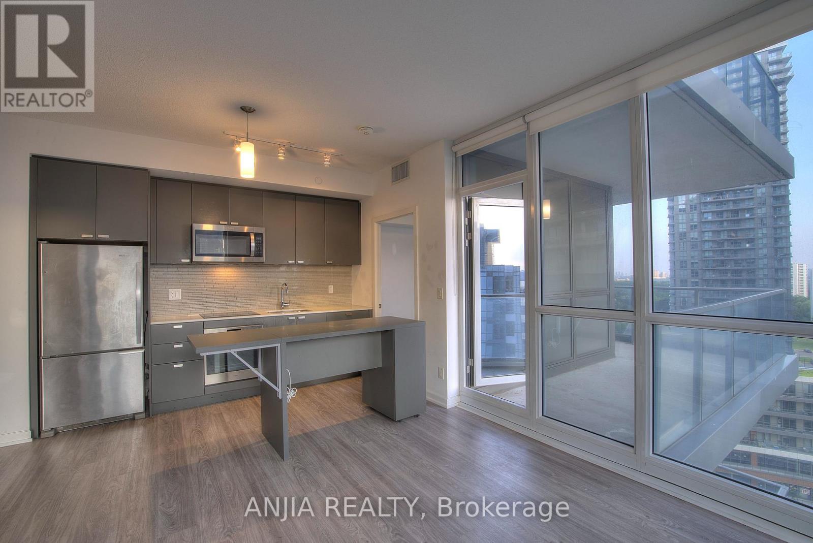 1304 - 56 Forest Manor Road, Toronto, Ontario  M2J 1M6 - Photo 5 - C13080640