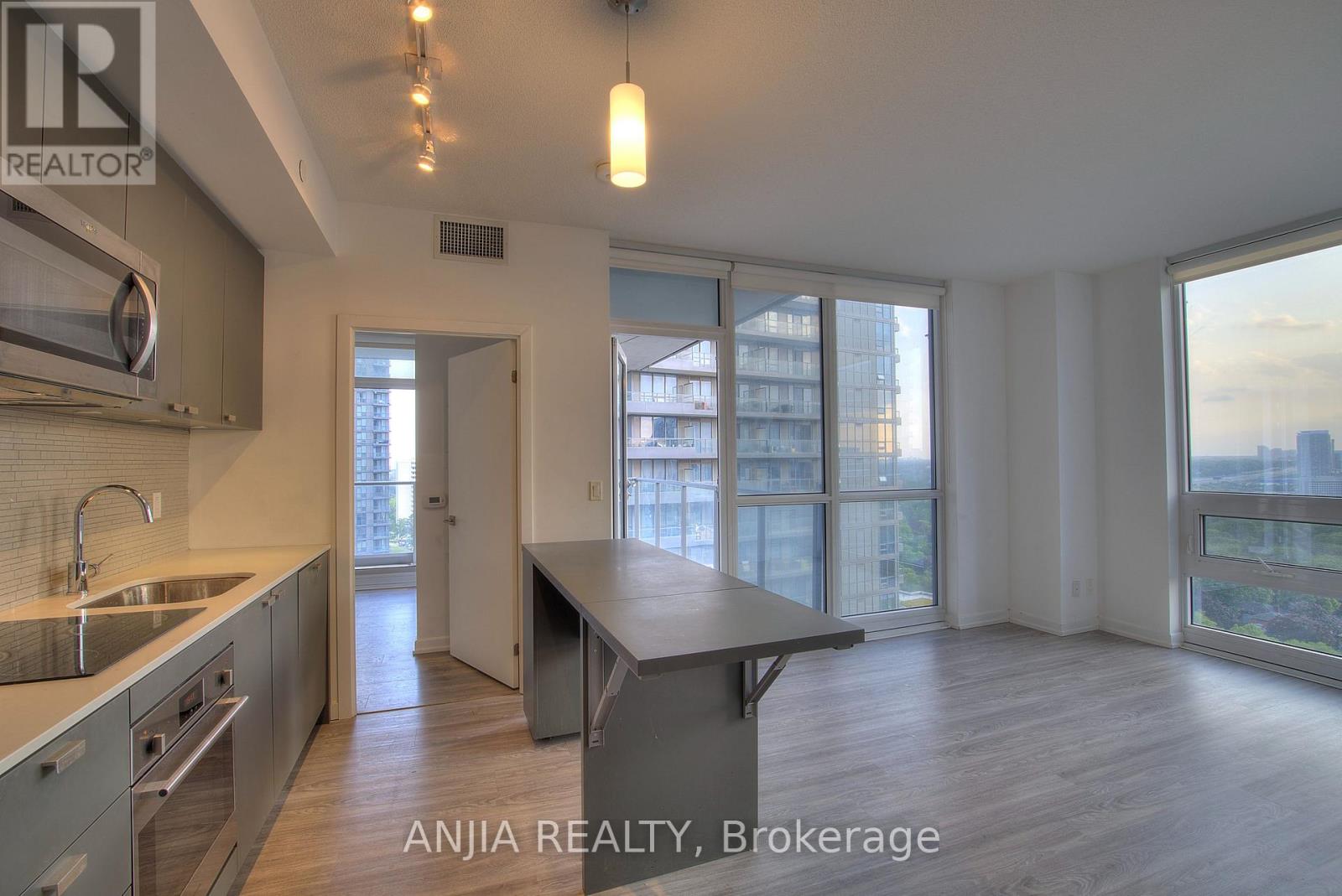 1304 - 56 Forest Manor Road, Toronto, Ontario  M2J 1M6 - Photo 6 - C13080640