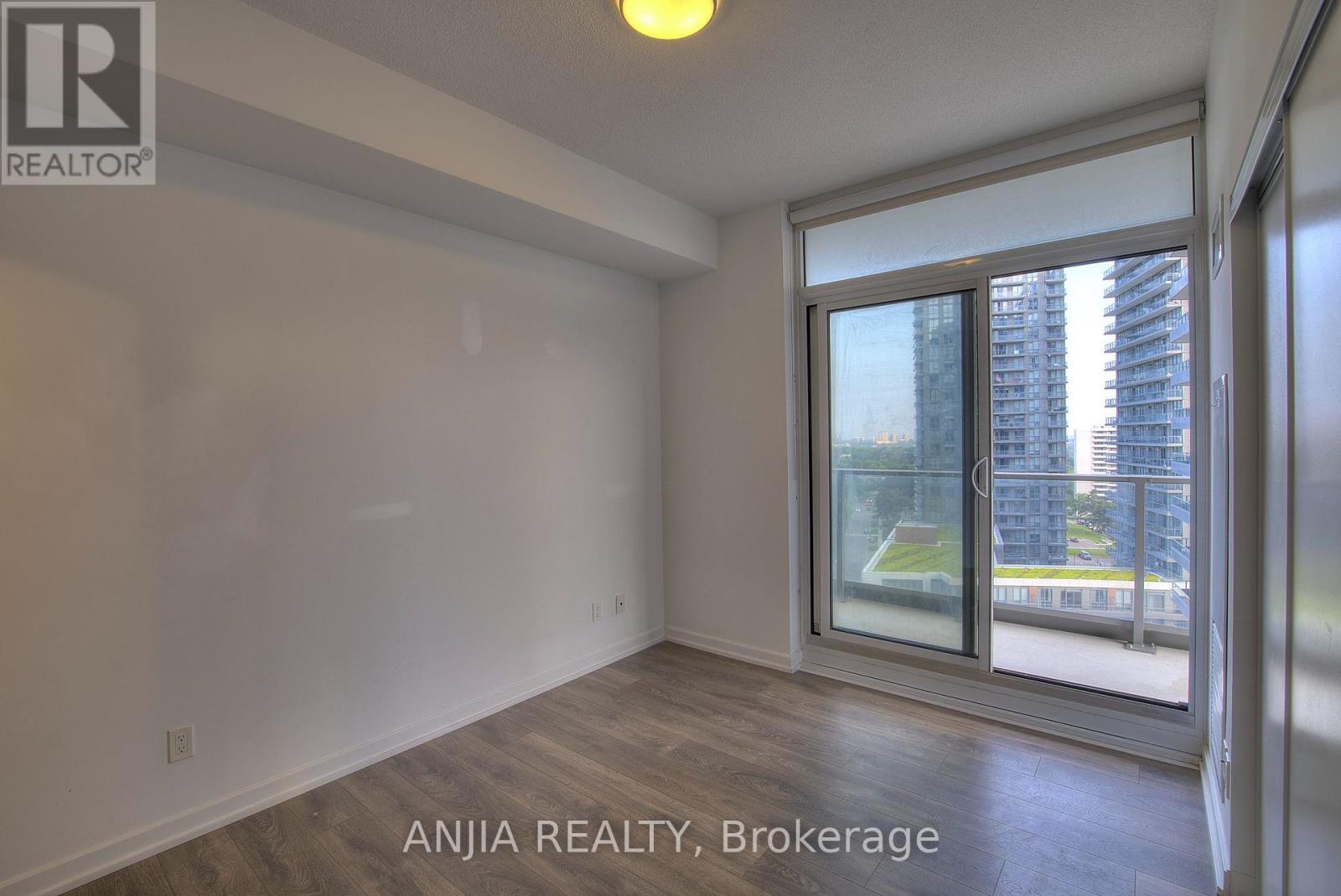 1304 - 56 Forest Manor Road, Toronto, Ontario  M2J 1M6 - Photo 4 - C13080640