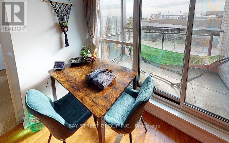 302 - 8 Telegram Mews, Toronto, Ontario  M5Y 3Z5 - Photo 11 - C13508066