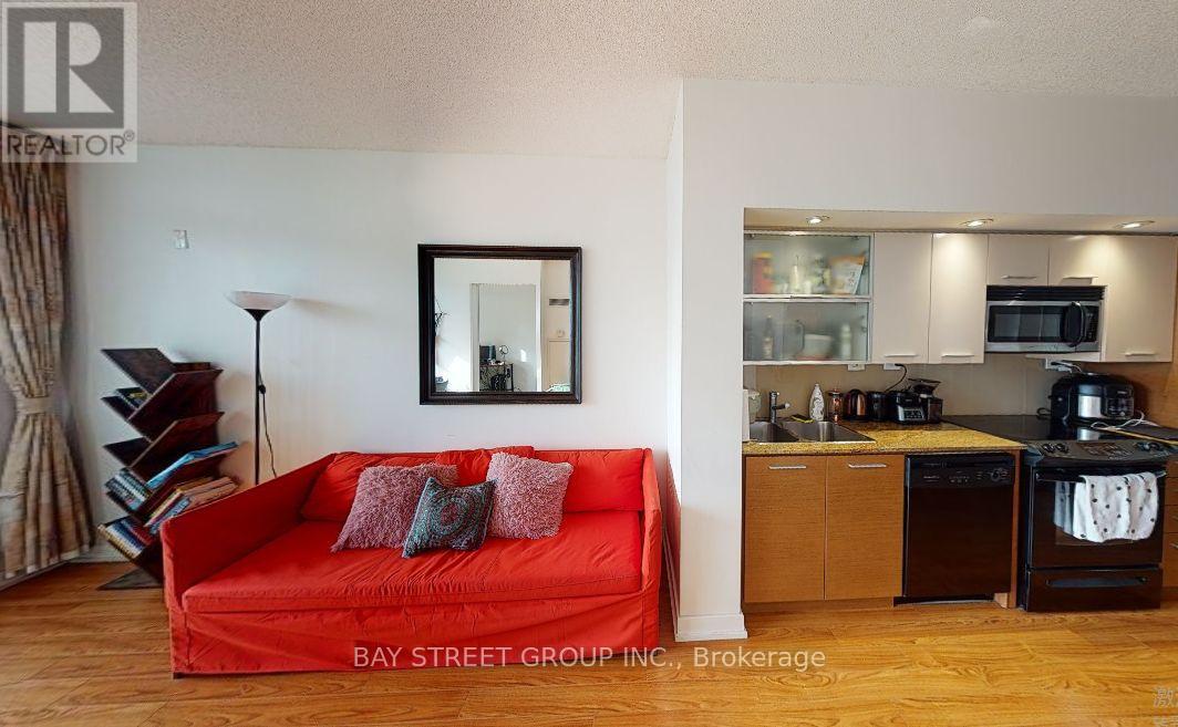 302 - 8 Telegram Mews, Toronto, Ontario  M5Y 3Z5 - Photo 4 - C13508066
