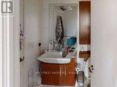 302 - 8 Telegram Mews, Toronto, Ontario  M5Y 3Z5 - Photo 9 - C13508066