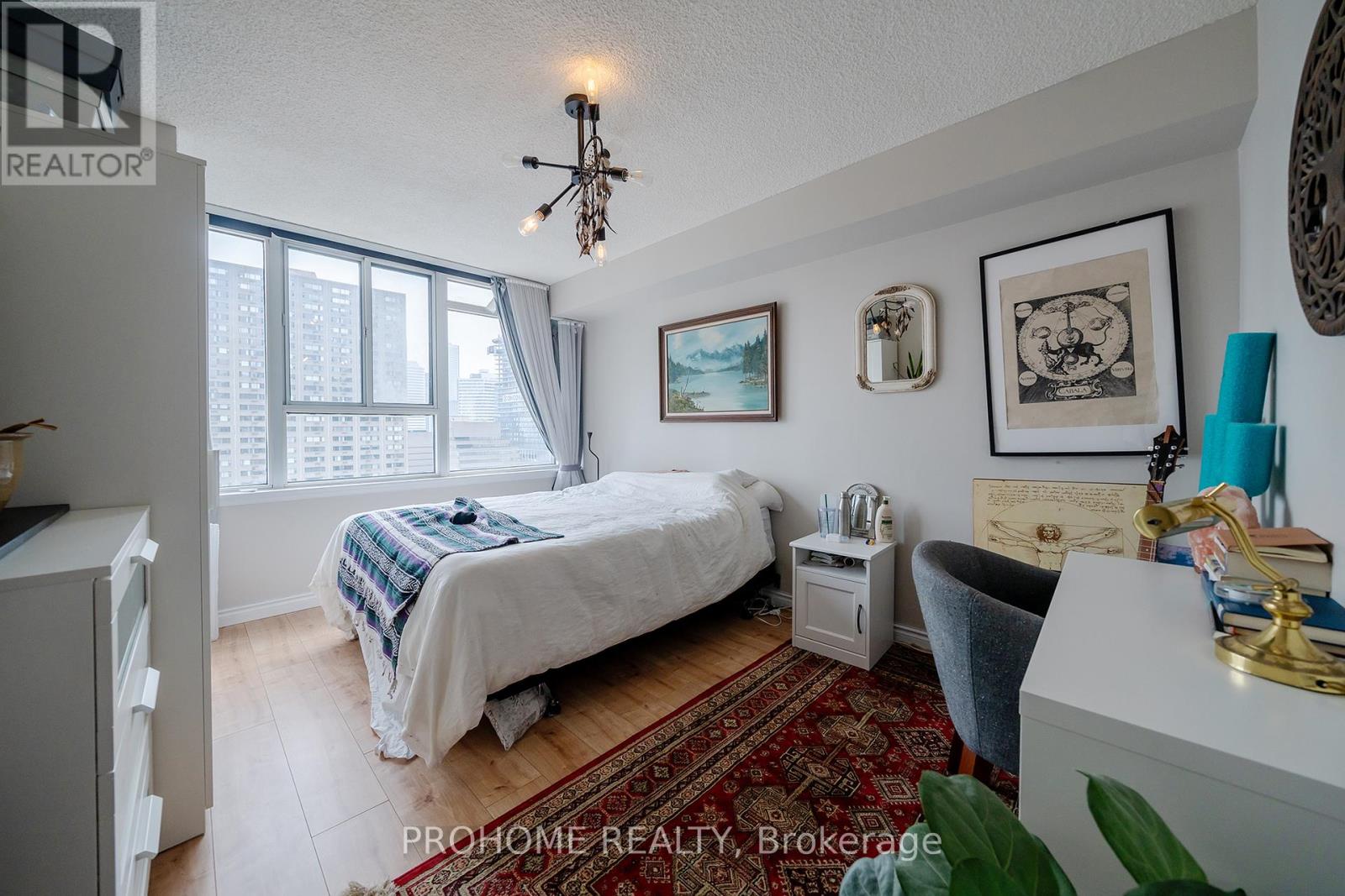 1901 - 45 Carlton Street, Toronto, Ontario  M5B 2H9 - Photo 13 - C13508078