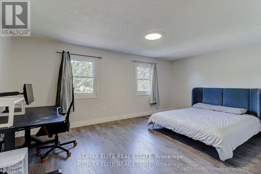 2032 Glenada Crescent, Oakville, Ontario  L6H 4M5 - Photo 16 - W13508122