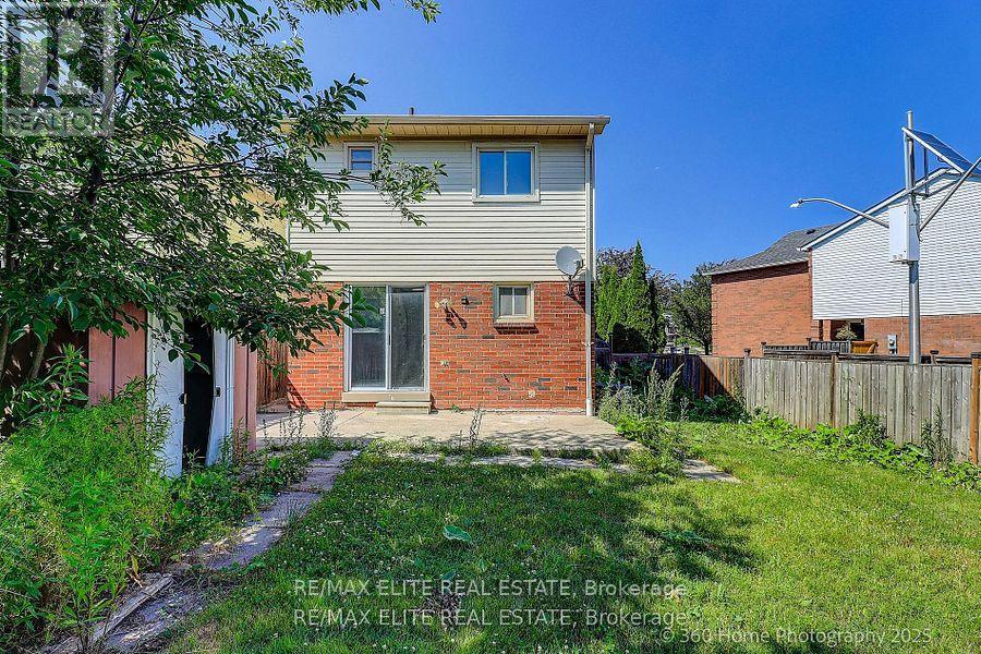 2032 Glenada Crescent, Oakville, Ontario  L6H 4M5 - Photo 26 - W13508122