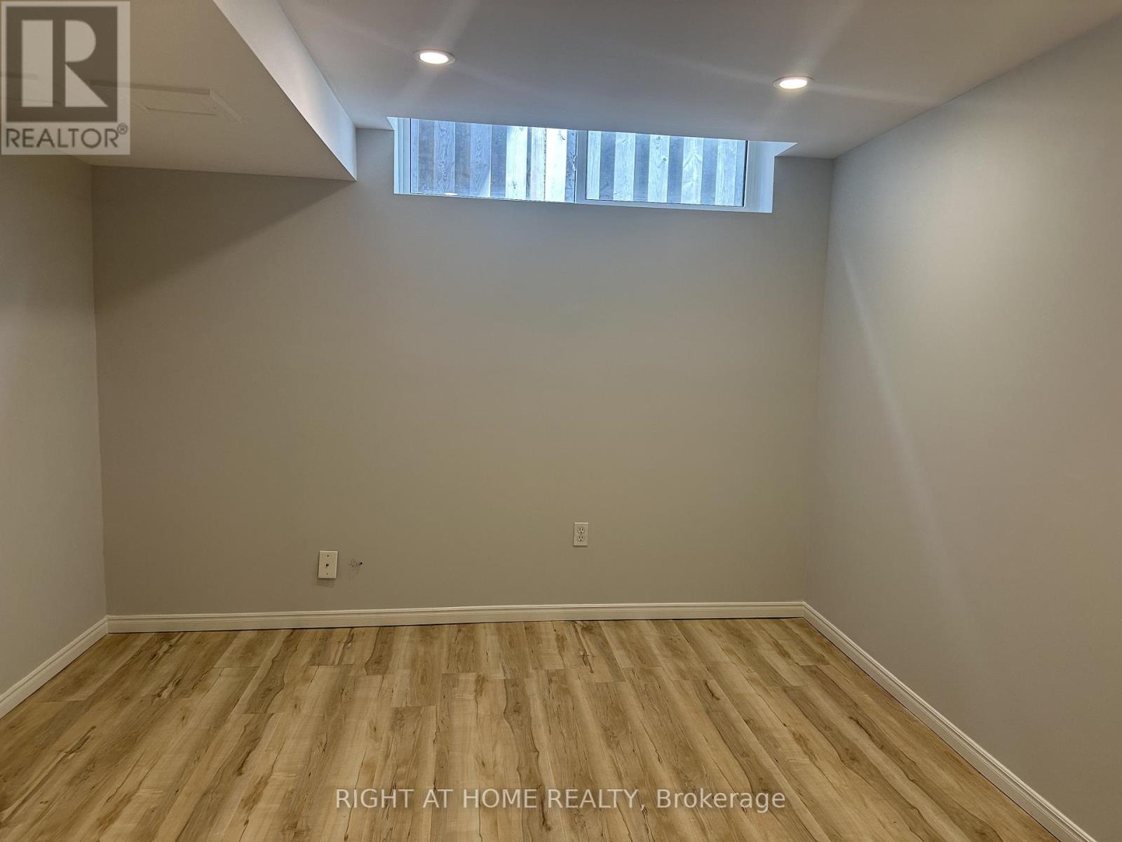 39 Distin Drive, Hamilton, Ontario  L9A 5K4 - Photo 9 - X13508082