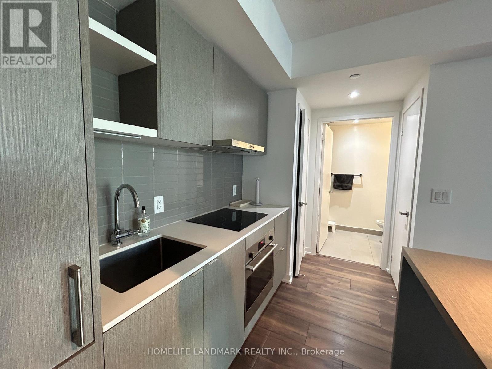 2006 - 100 Harbour Street, Toronto, Ontario  M5J 0B5 - Photo 10 - C13508134