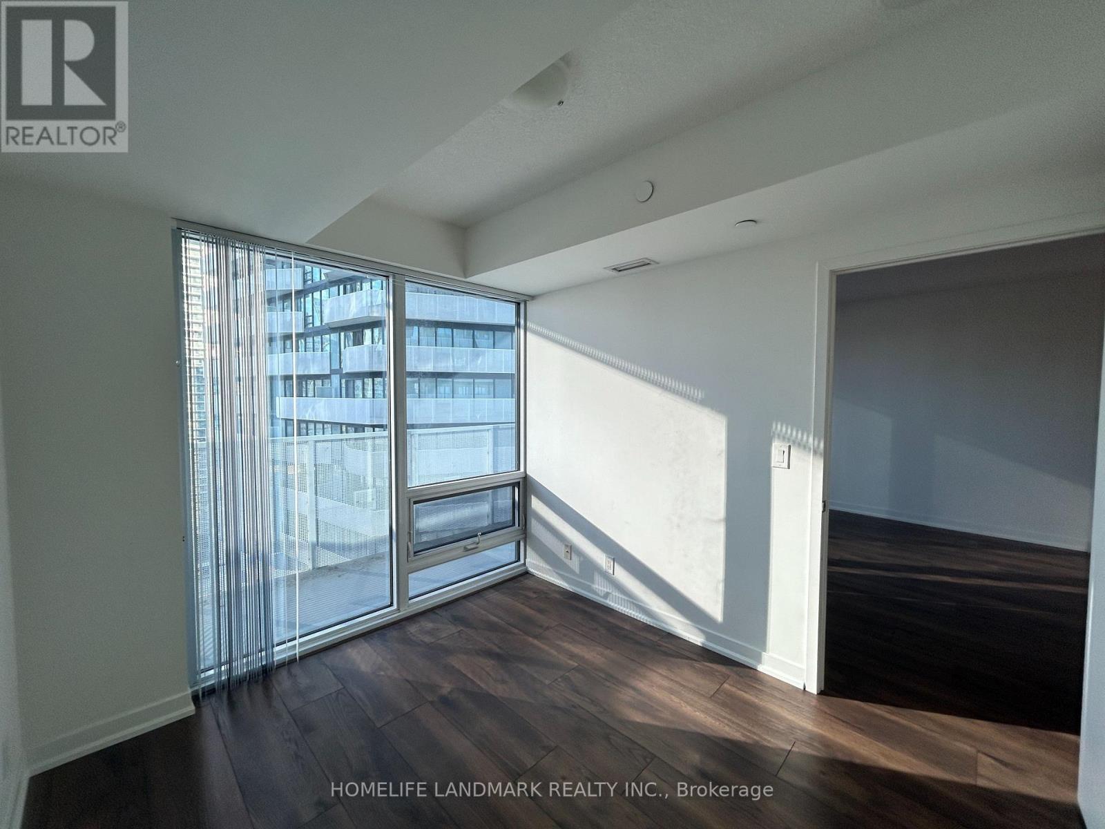 2006 - 100 Harbour Street, Toronto, Ontario  M5J 0B5 - Photo 11 - C13508134