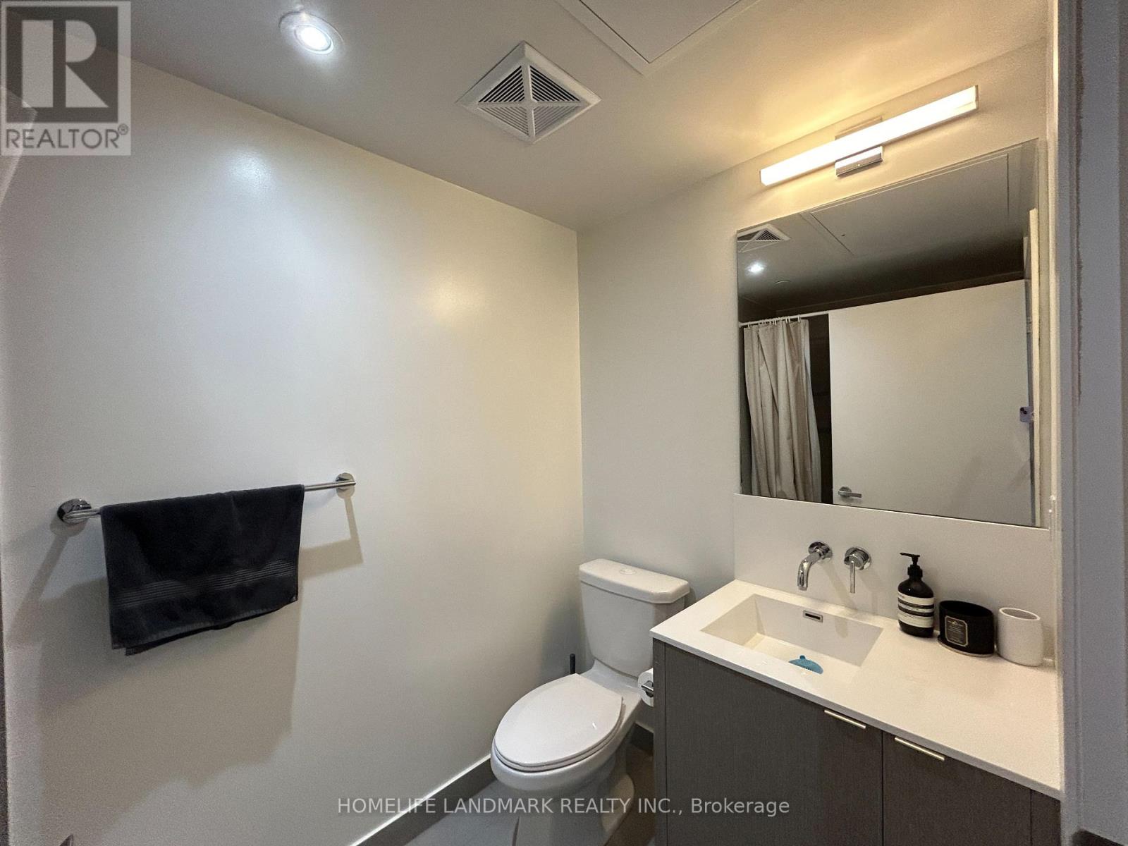2006 - 100 Harbour Street, Toronto, Ontario  M5J 0B5 - Photo 13 - C13508134