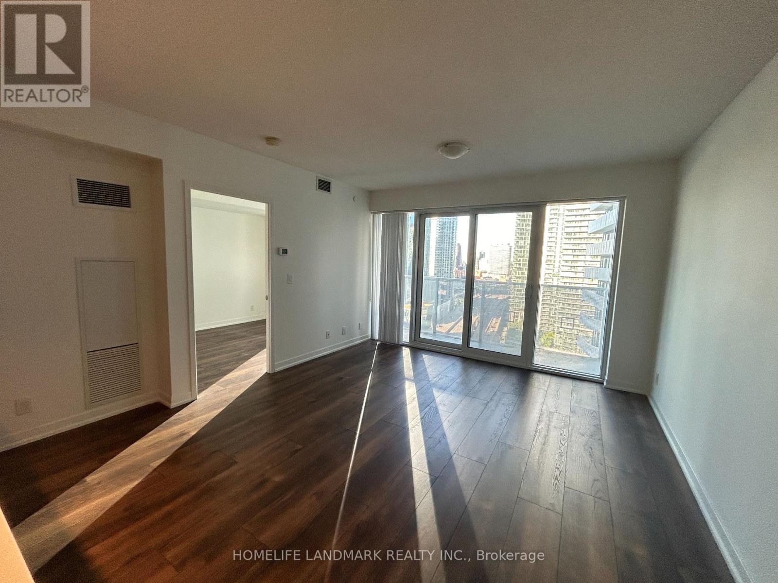2006 - 100 Harbour Street, Toronto, Ontario  M5J 0B5 - Photo 9 - C13508134