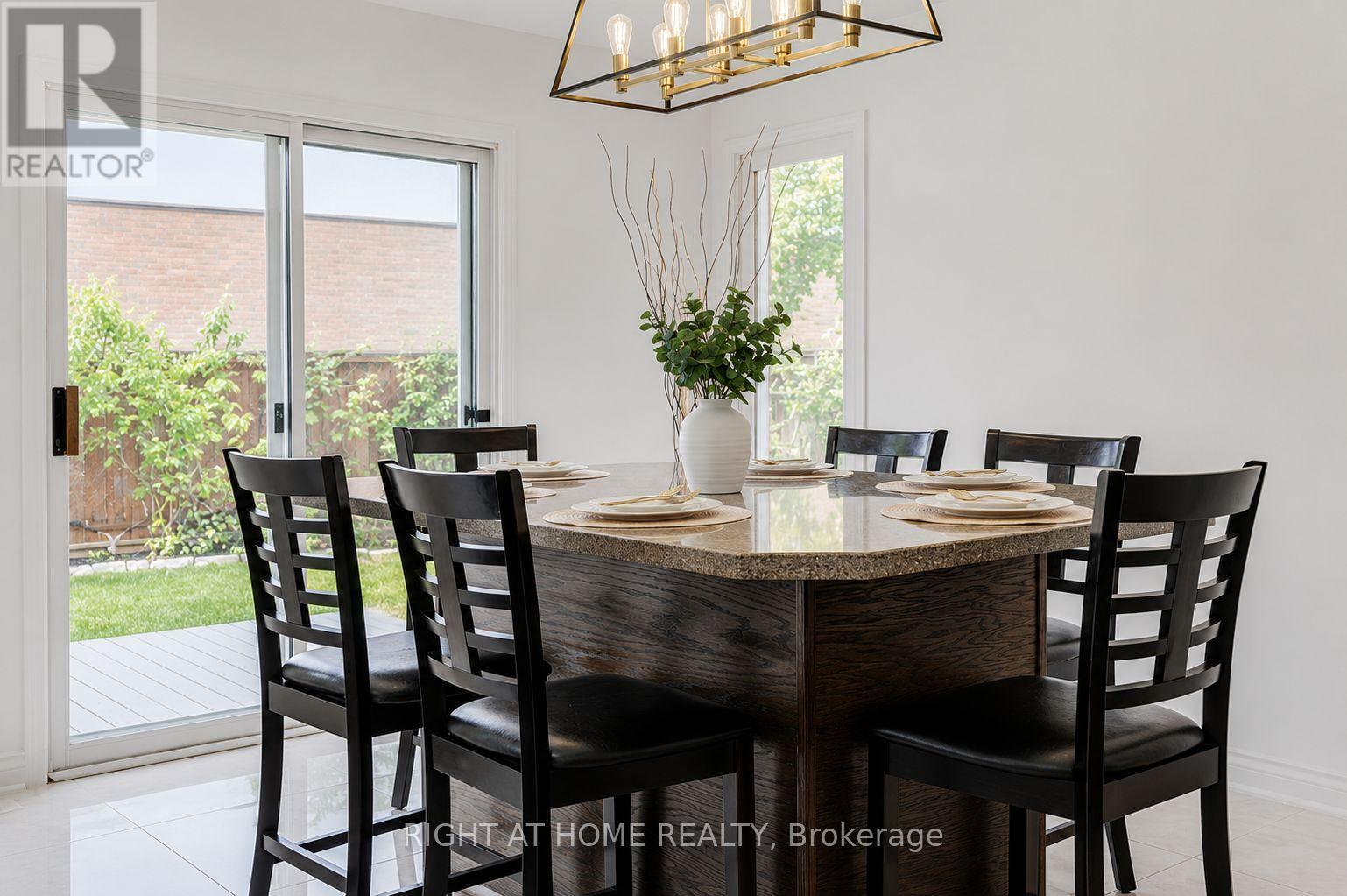 123 Lamp Crescent, Vaughan, Ontario  L4L 6J7 - Photo 6 - N13508140