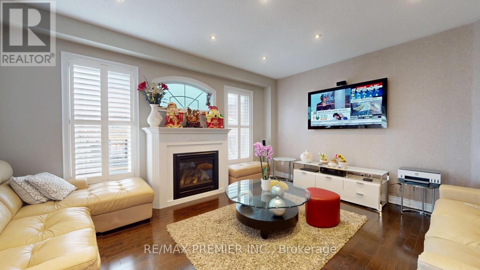 48 Heron Hollow Avenue, Richmond Hill, Ontario  L4E 0G9 - Photo 9 - N13508164