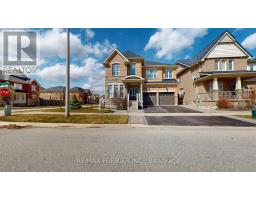 48 HERON HOLLOW AVENUE, Richmond Hill, Ontario