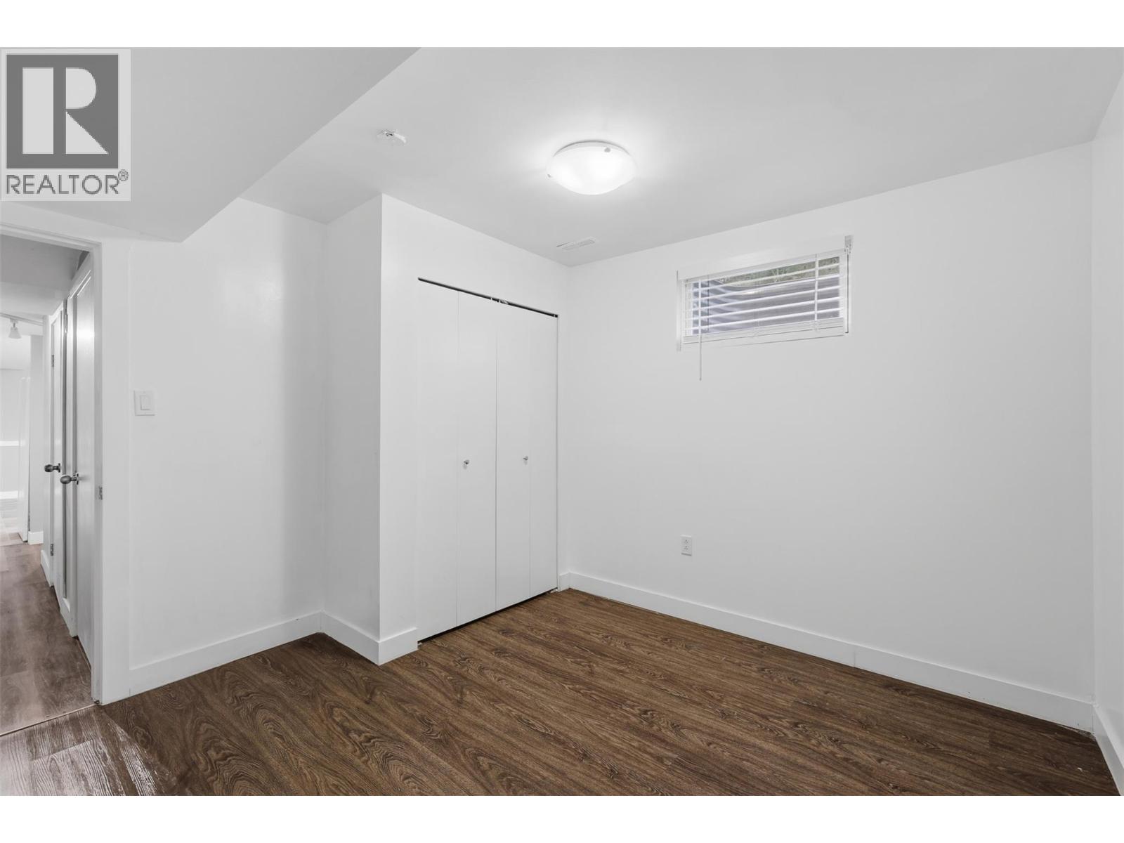 Listing image 62