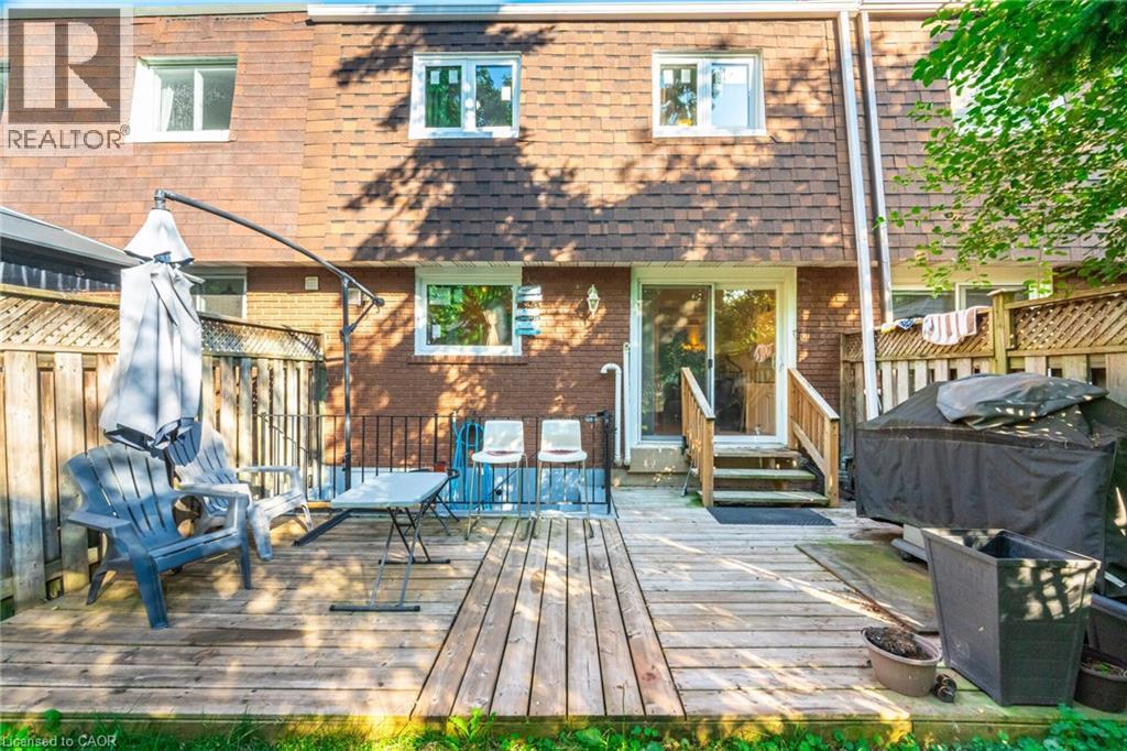 1021 Falgarwood Drive, Oakville, Ontario  L6H 1N7 - Photo 11 - 40844390
