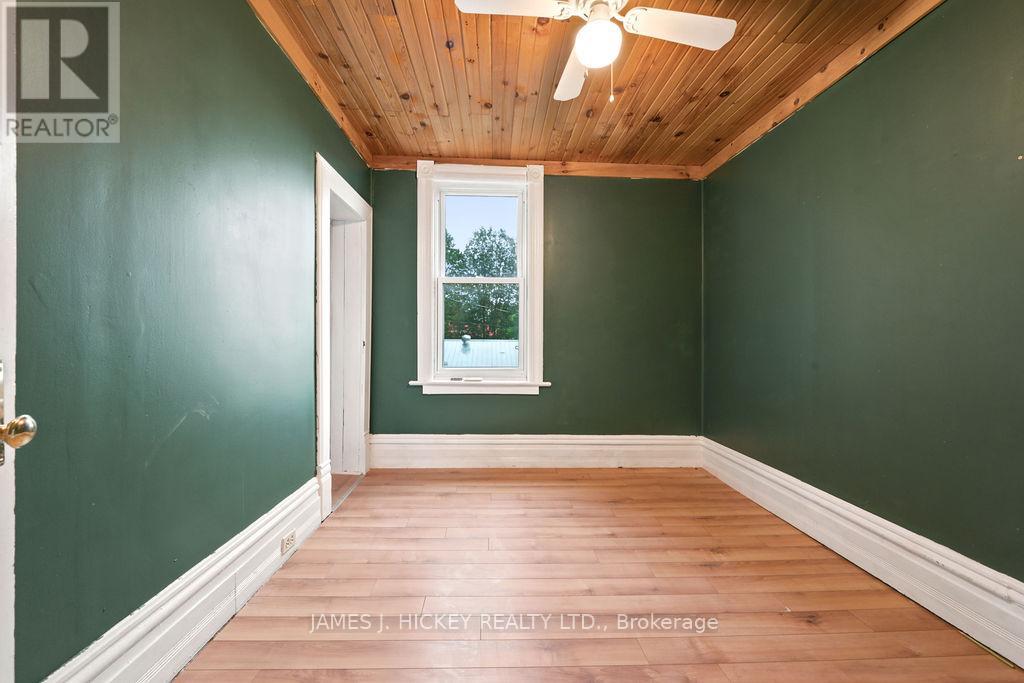 20 Main Street, Laurentian Hills, Ontario  K0J 1J0 - Photo 26 - X13508242