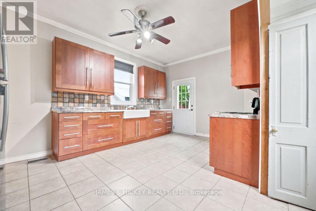 20 Main Street, Laurentian Hills, Ontario  K0J 1J0 - Photo 5 - X13508242
