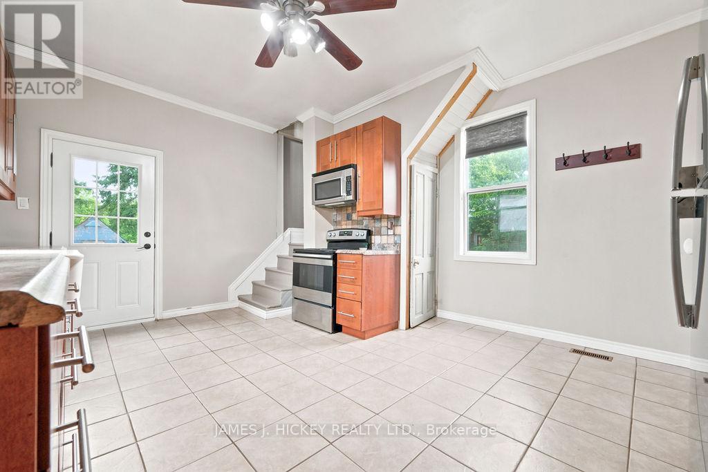 20 Main Street, Laurentian Hills, Ontario  K0J 1J0 - Photo 8 - X13508242