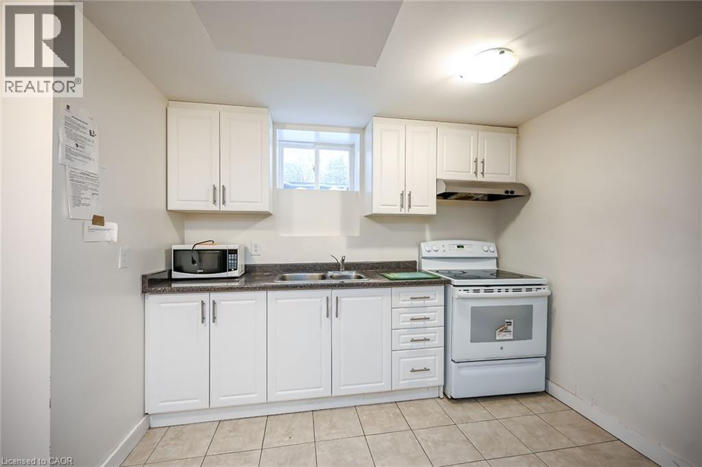 17 West Park Avenue Unit# Basement, Hamilton, Ontario  L3S 3M4 - Photo 4 - 40844164
