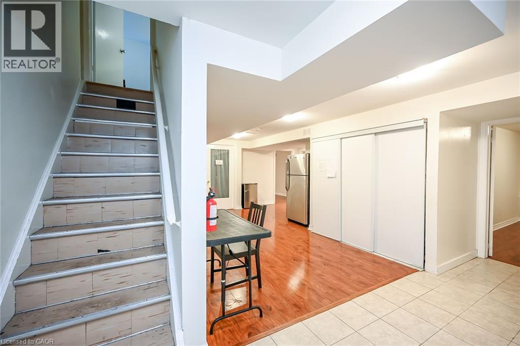 17 West Park Avenue Unit# Basement, Hamilton, Ontario  L3S 3M4 - Photo 5 - 40844164