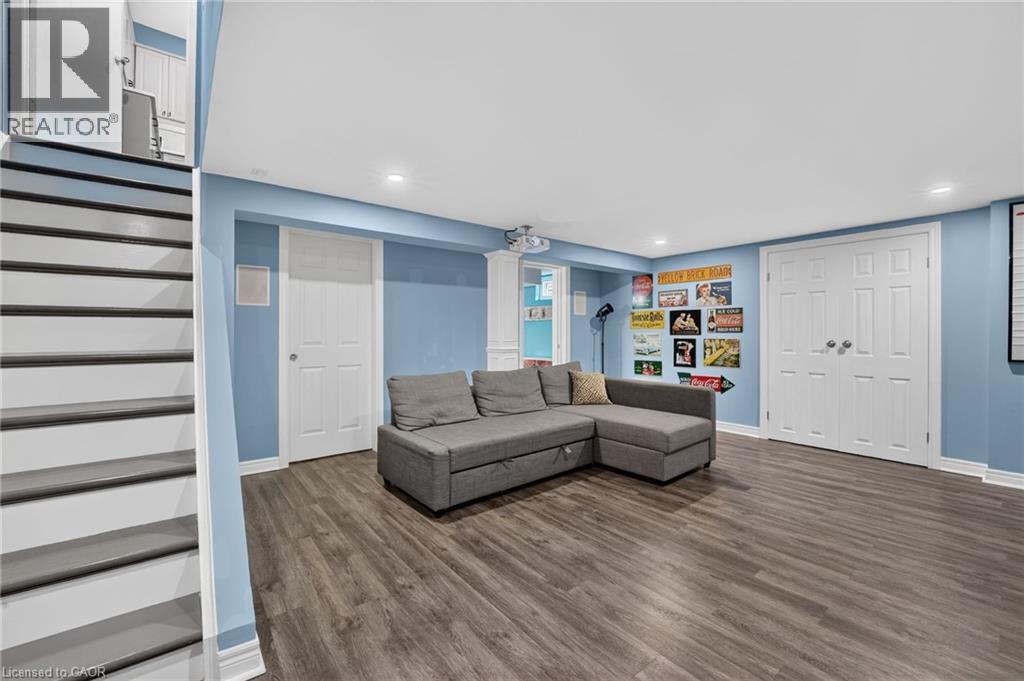 49 Birchpark Drive, Grimsby, Ontario  L3M 4M9 - Photo 13 - 40843574